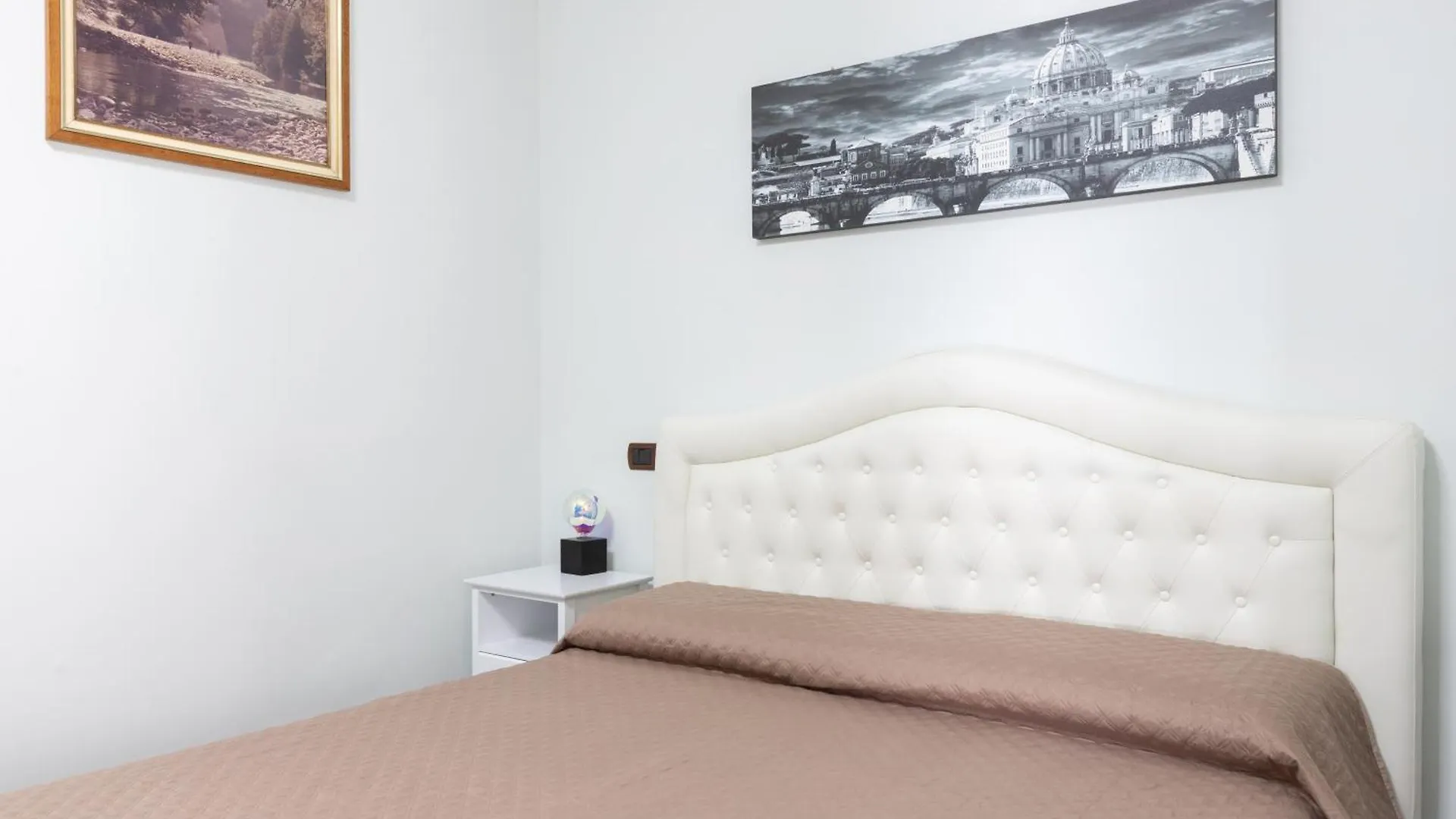 Castelbarco House B Hotel Rome Guest house