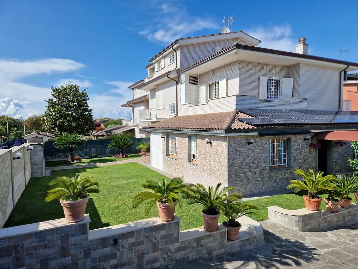 Castelbarco House B Otel Roma İtalya