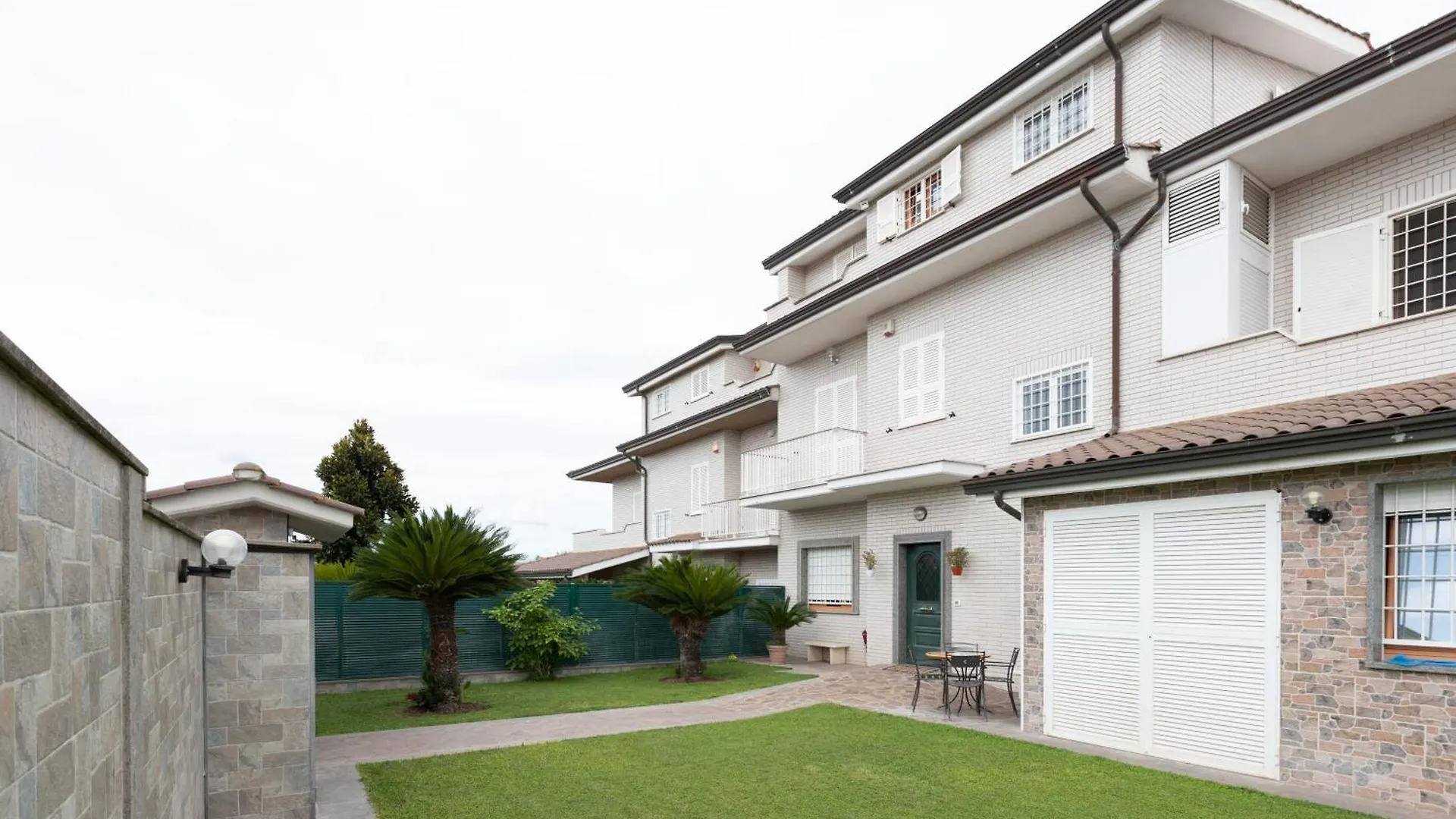 Konukevi Castelbarco House B Otel Roma