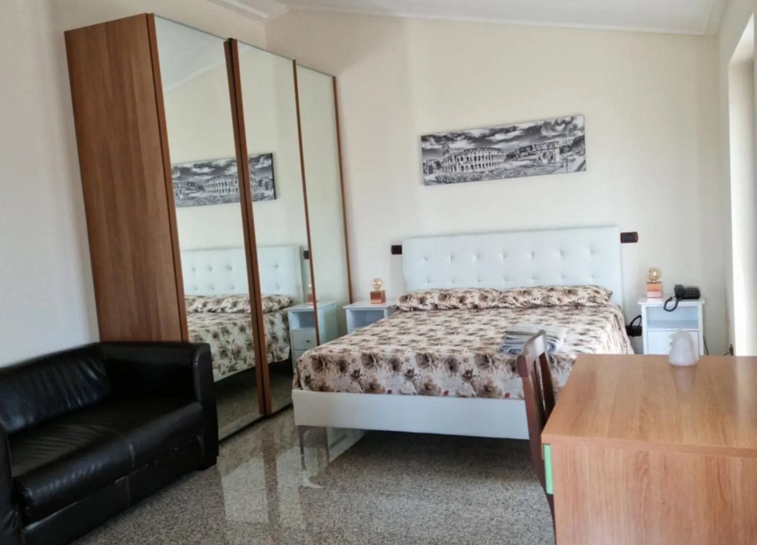 Guest house Castelbarco House B Hotel Rome